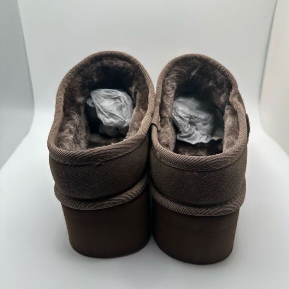 CUSHIONAIRE Women's Genuine Suede Cozy Mule Platform +Memory Foam 8.5 TAUPE - Picture 4 of 7